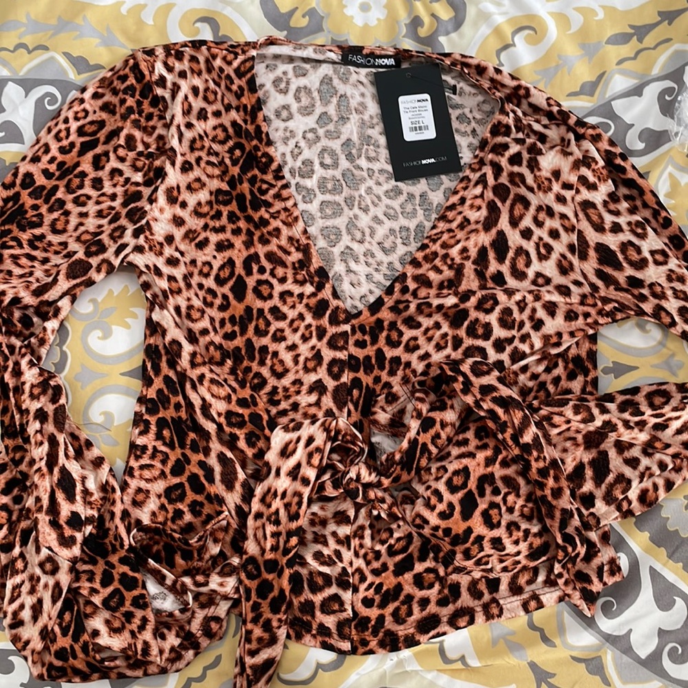 FashionNova blouse